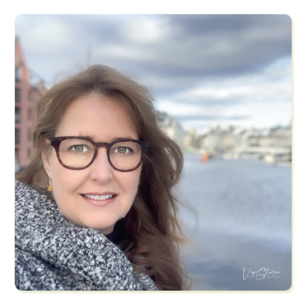 Profile Photo of Vig Gleeson in Ålesund | Square | personal brand photography Ireland